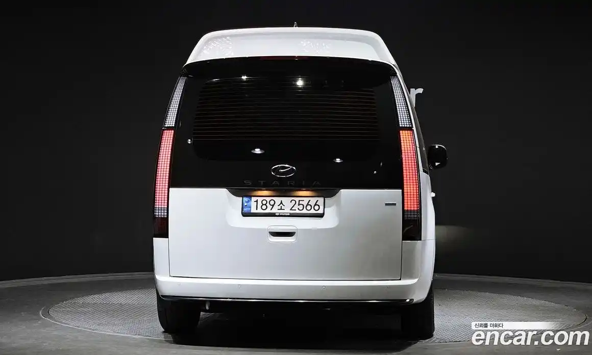 Hyundai Staria 2023 2.2 Автомат в Москве № 124976, фото 10