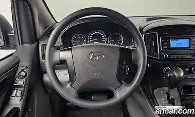 Hyundai Starex 2018 2.5 Автомат в Москве № 126807, миниатюра 3