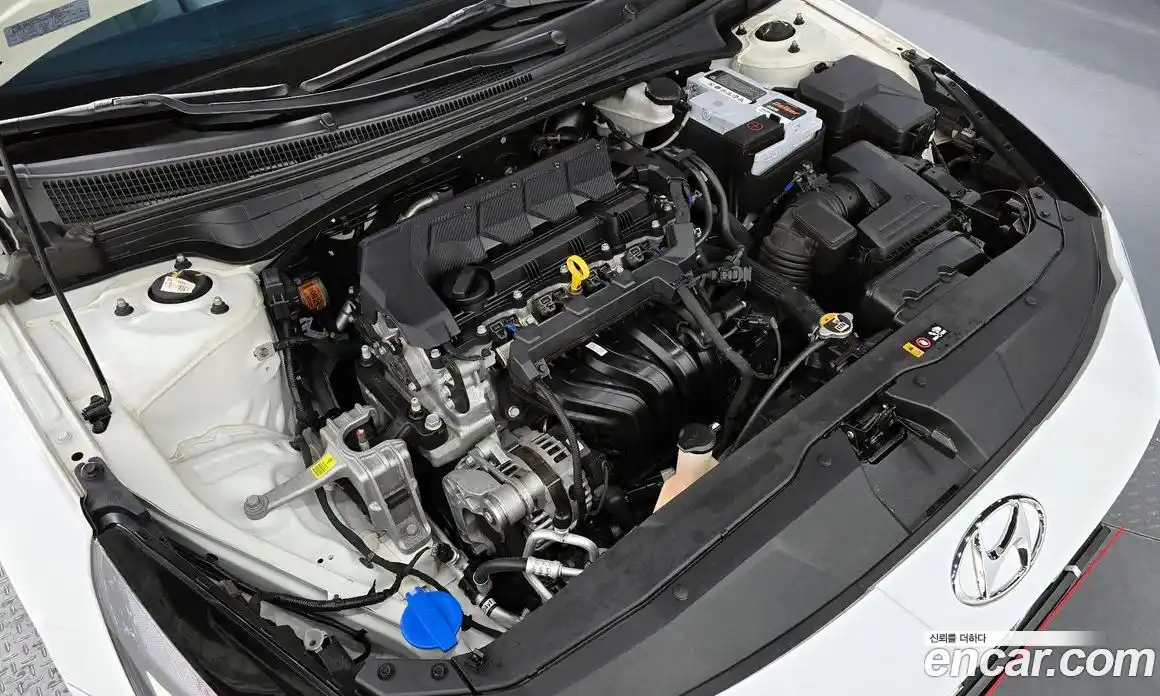 Hyundai Avante 2021 1.6 Автомат в Москве № 127033, фото 6