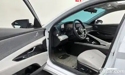 Hyundai Avante 2021 1.6 Автомат в Москве № 127033, миниатюра 10