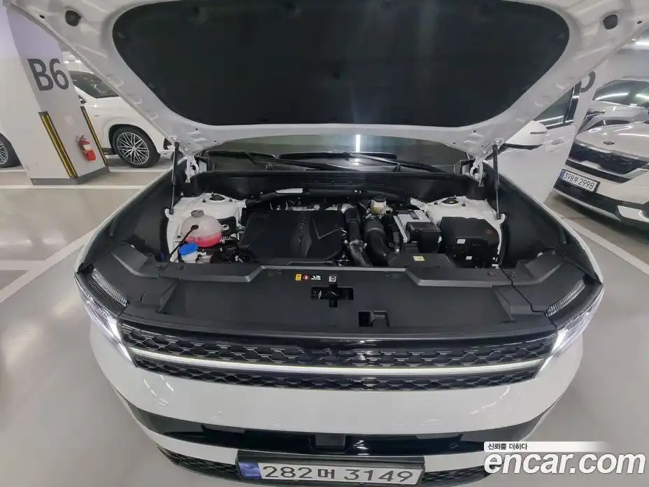 Hyundai Santa Fe 2025 2.5 Автомат в Москве № 130080, фото 6