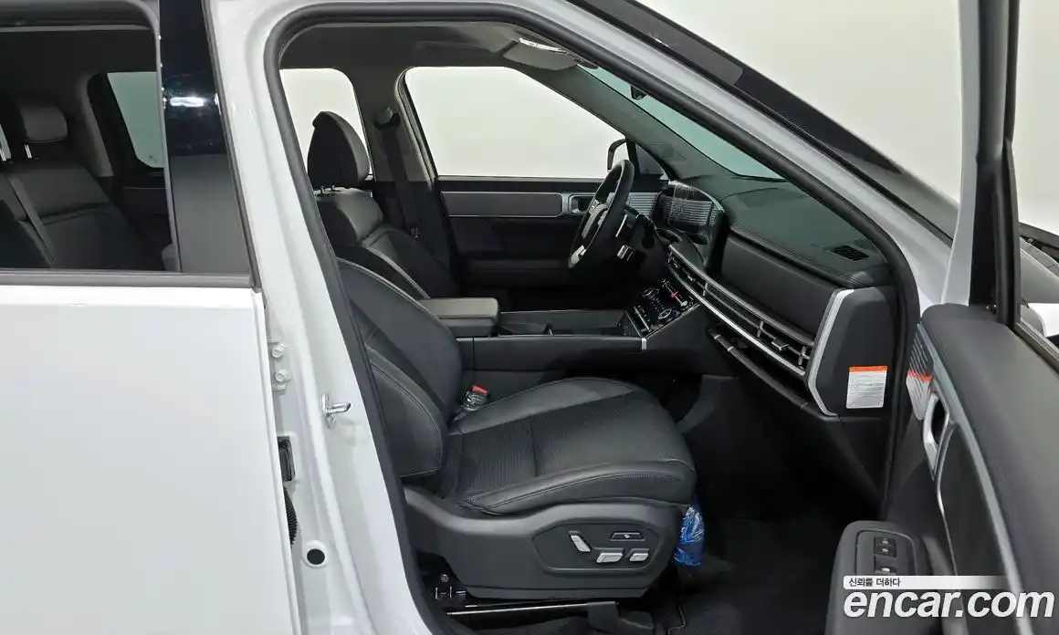 Hyundai Santa Fe 2024 1.6 Автомат в Москве № 130369, фото 11