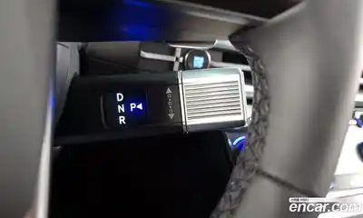 Hyundai Santa Fe 2024 1.6 Автомат в Москве № 130369, миниатюра 9