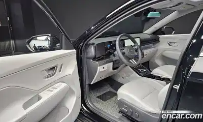 Hyundai Kona 2025 1.6 Автомат в Москве № 130878, миниатюра 11