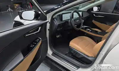 Kia EV6 2022 0.1 Автомат в Москве № 132242, миниатюра 6