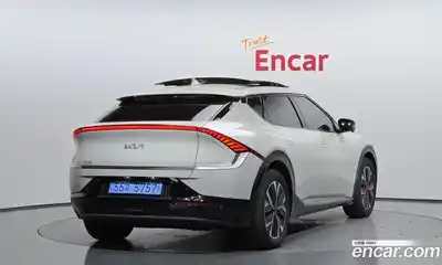 Kia EV6 2022 0.1 Автомат в Москве № 132242, миниатюра 9