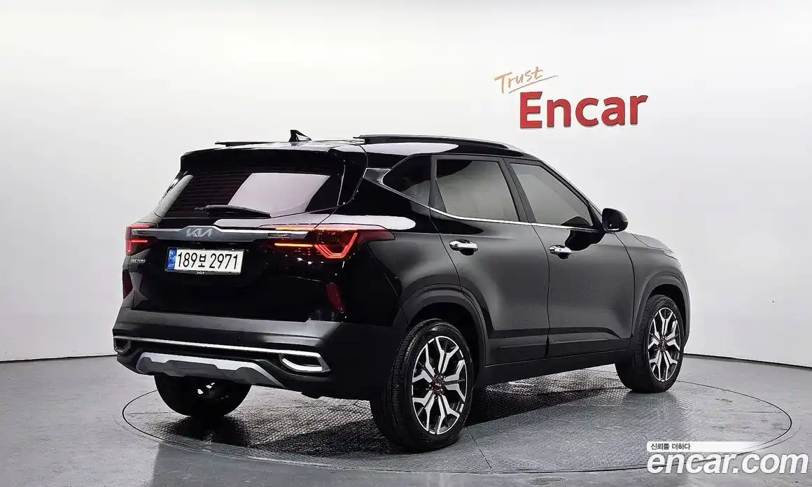 Kia Seltos 2023 1.6 Автомат в Москве № 132793, фото 5