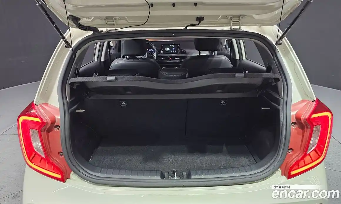 Kia Morning 2019 1.0 Автомат в Москве № 133013, фото 7