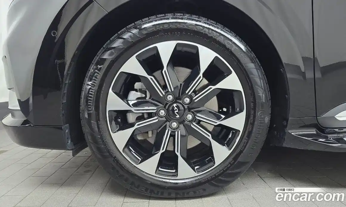 Kia Canival 2023 3.5 Автомат в Москве № 133191, фото 11