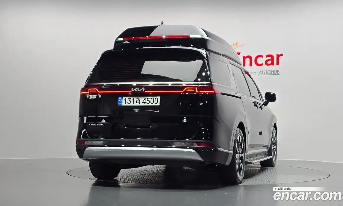 Kia Canival 2023 3.5 Автомат в Москве № 133191, фото 19