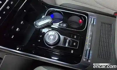 Kia Canival 2023 3.5 Автомат в Москве № 133191, миниатюра 8