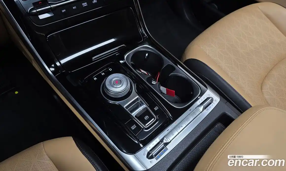 Kia Canival 2023 2.2 Автомат в Москве № 134239, фото 11