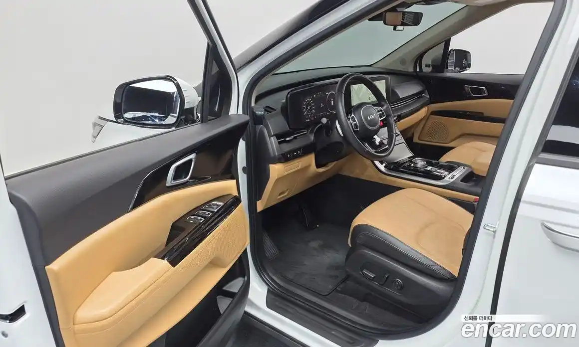 Kia Canival 2023 2.2 Автомат в Москве № 134239, фото 5