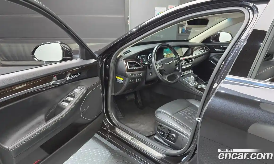 Genesis G90 2019 3.8 Автомат в Москве № 135227, фото 13