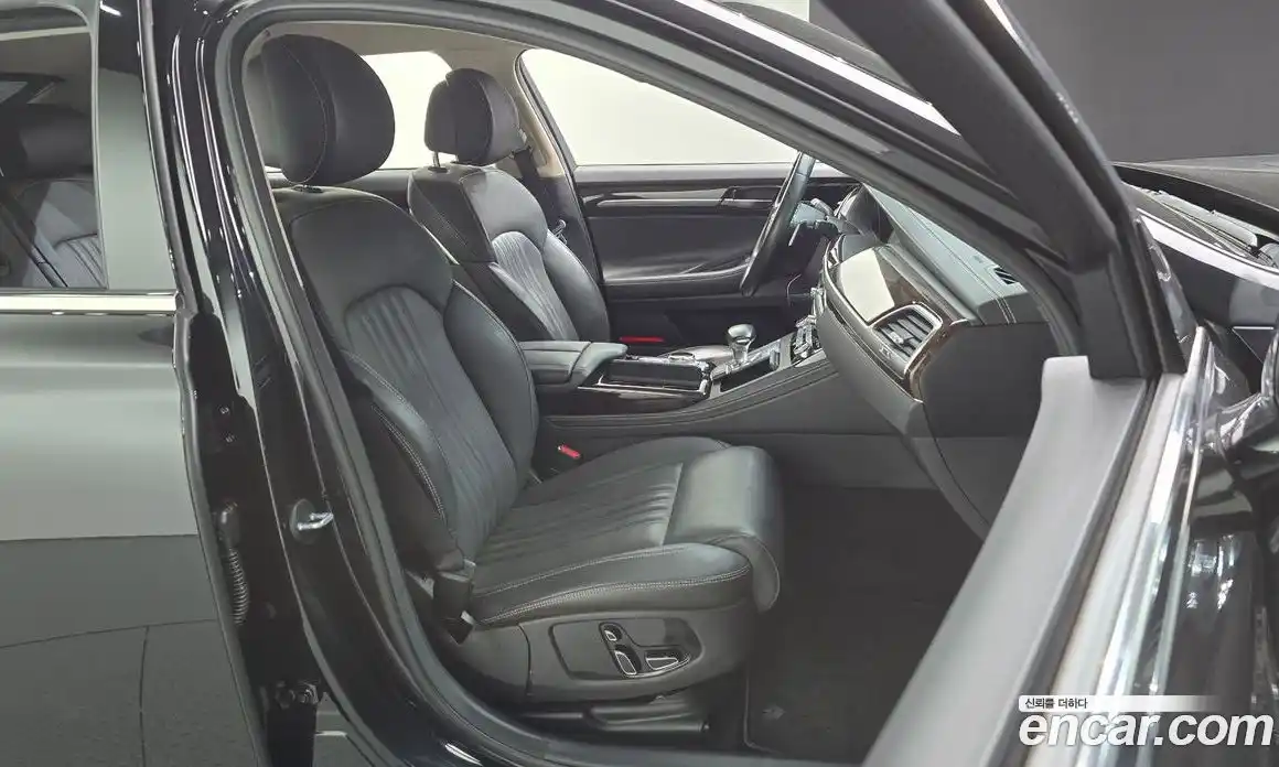 Genesis G90 2019 3.8 Автомат в Москве № 135227, фото 17