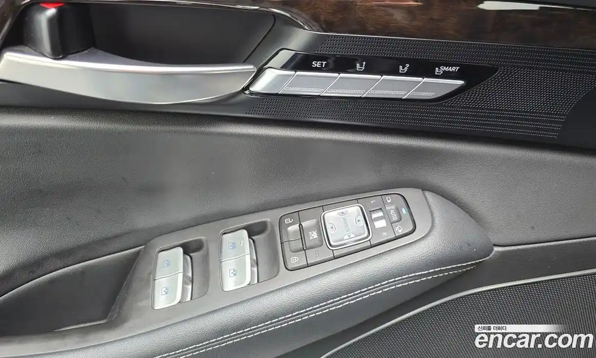 Genesis G90 2019 3.8 Автомат в Москве № 135227, фото 19