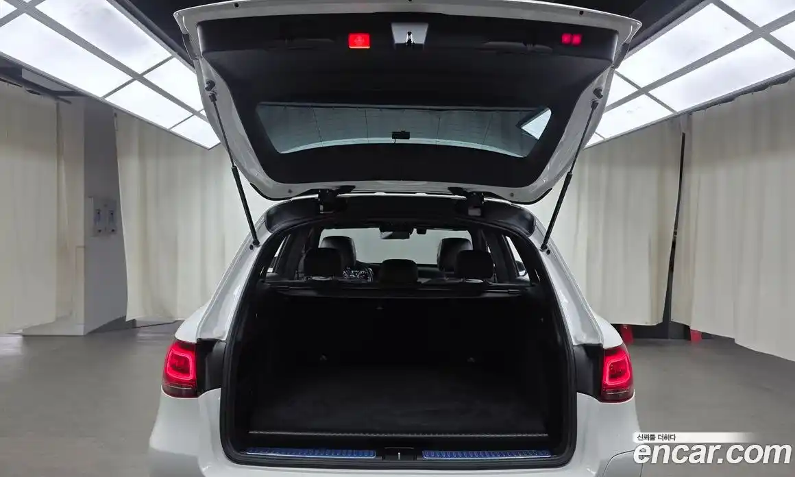 Mercedes-Benz GLC-Class 2021 2.0 Автомат в Москве № 138466, фото 11