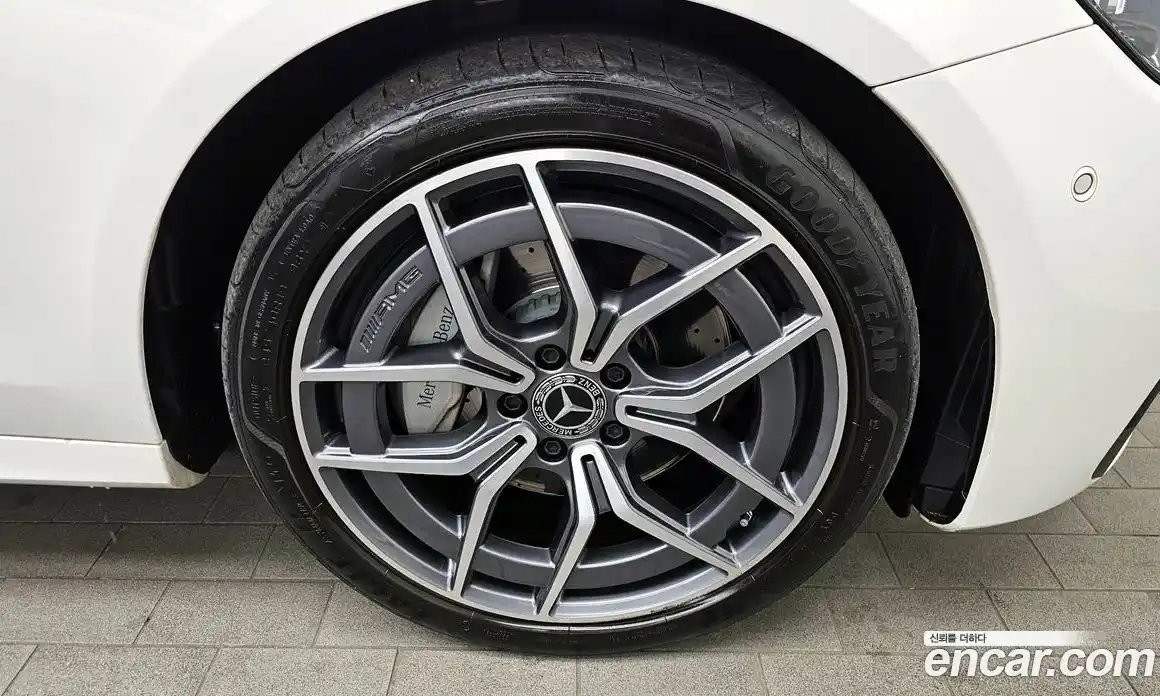 Mercedes-Benz E-Class 2023 1.9 Автомат в Москве № 139149, фото 5