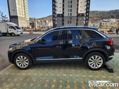 Volkswagen T-Roc 2022 2.0 Автомат в Москве № 141349, миниатюра 2