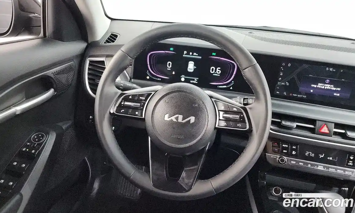 Kia Seltos 2023 1.6 Автомат в Москве № 14328, фото 11