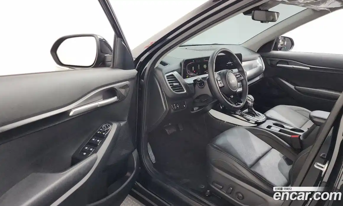 Kia Seltos 2023 1.6 Автомат в Москве № 14328, фото 14