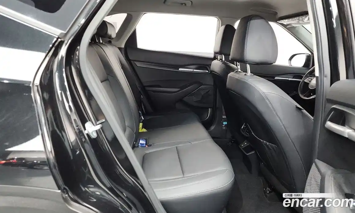 Kia Seltos 2023 1.6 Автомат в Москве № 14328, фото 15