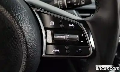 Kia Seltos 2023 1.6 Автомат в Москве № 14328, миниатюра 9