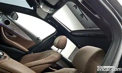 Mercedes-Benz E-Class 2020 2.0 Автомат в Москве № 143626, миниатюра 2