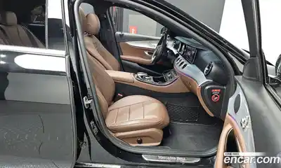 Mercedes-Benz E-Class 2020 2.0 Автомат в Москве № 143626, миниатюра 6