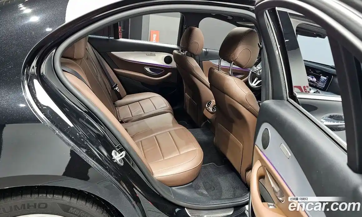 Mercedes-Benz E-Class 2020 2.0 Автомат в Москве № 143626, фото 9