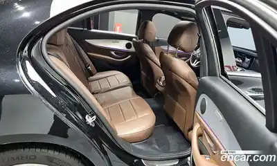 Mercedes-Benz E-Class 2020 2.0 Автомат в Москве № 143626, миниатюра 9