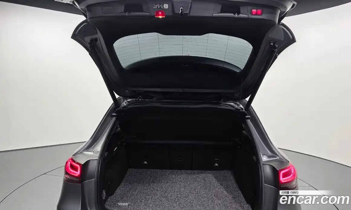 Mercedes-Benz EQA 2023 0.2 Автомат в Москве № 143660, фото 13