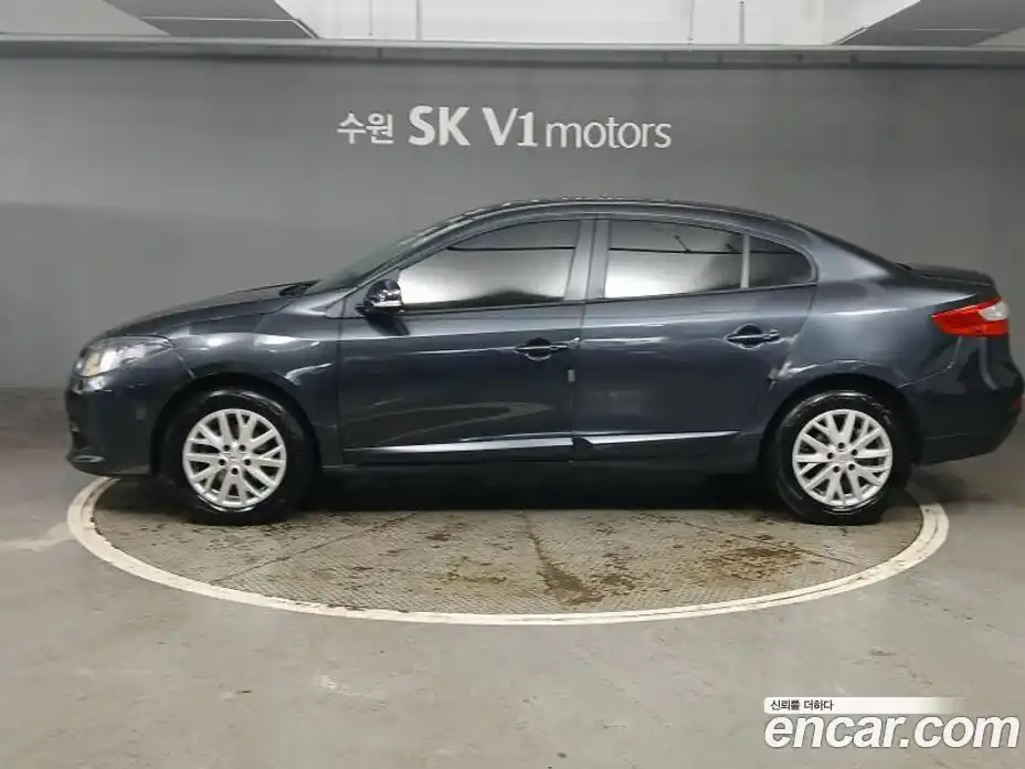 Renault SM3 2013 1.6 Автомат в Москве № 145282, фото 2