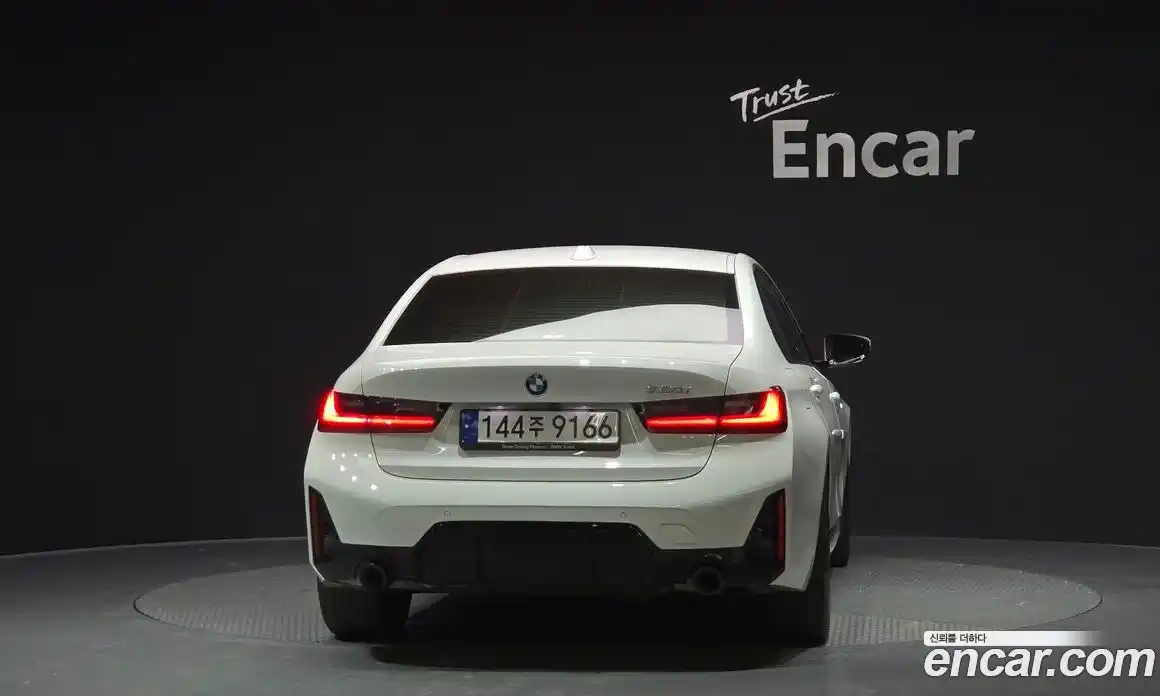 BMW 3-Series 2023 2.0 Автомат в Москве № 154090, фото 14