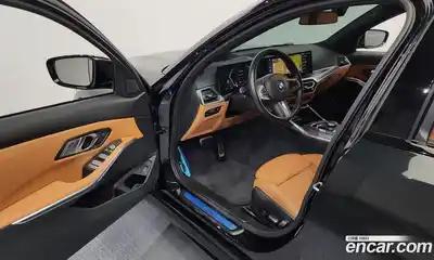 BMW 3-Series 2023 2.0 Автомат в Москве № 154294, миниатюра 9