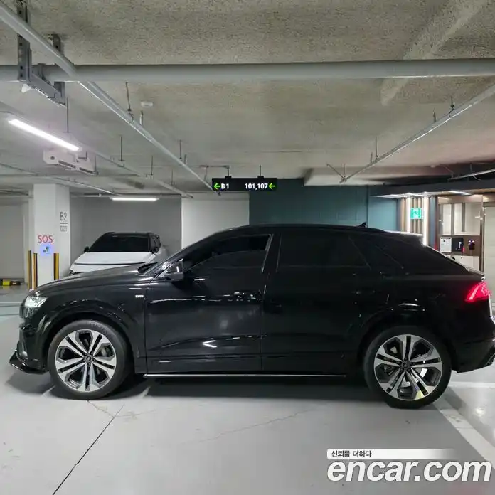 Audi Q8 2023 3.0 Автомат в Москве № 155576, фото 4