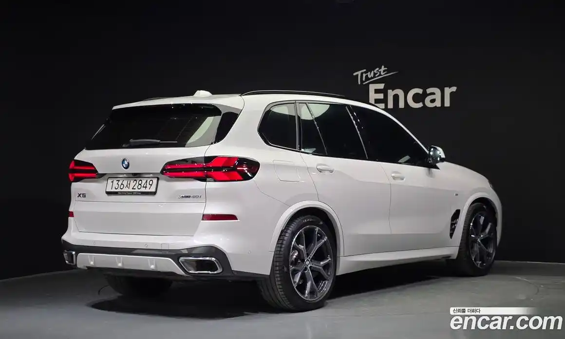 BMW X5 2024 3.0 Автомат в Москве № 155601, фото 1