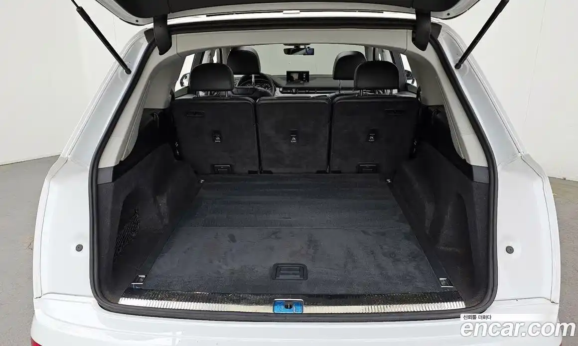 Audi Q7 2019 2.0 Автомат в Москве № 159117, фото 12