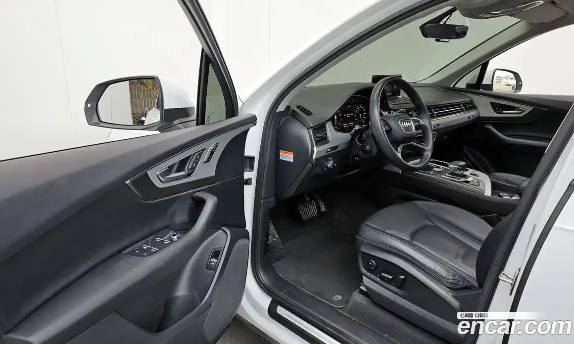 Audi Q7 2019 2.0 Автомат в Москве № 159117, фото 6