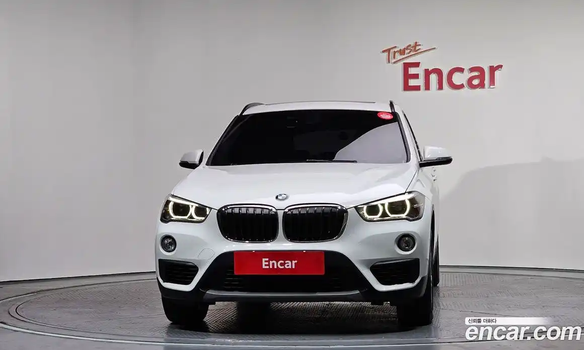 BMW X1 2018 2.0 Автомат в Москве № 159350, фото 14