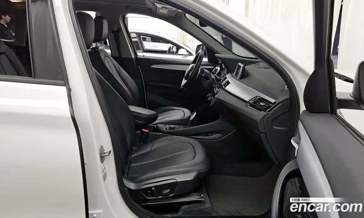 BMW X1 2018 2.0 Автомат в Москве № 159350, фото 4