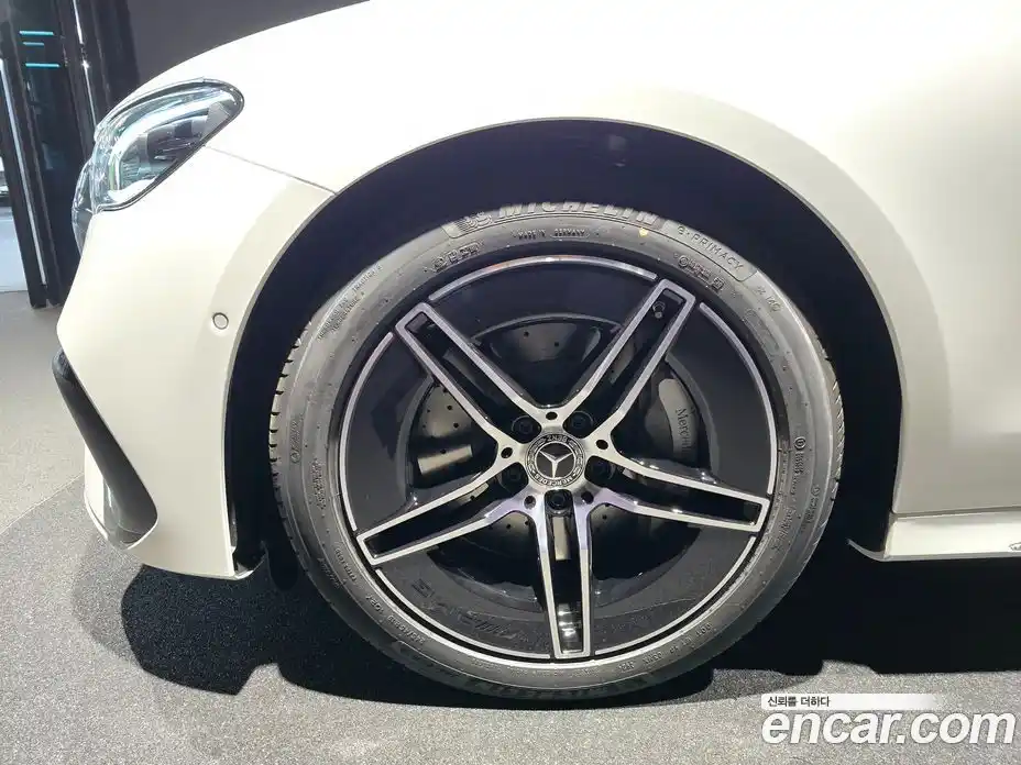 Mercedes-Benz E-Class 2025 2.0 Автомат в Москве № 160042, фото 14