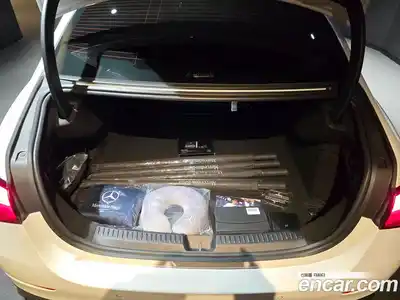 Mercedes-Benz E-Class 2025 2.0 Автомат в Москве № 160042, миниатюра 10