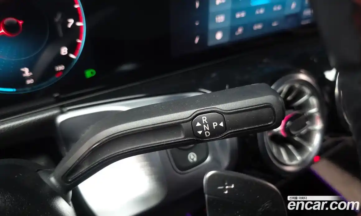 Mercedes-Benz GLB-Class 2022 2.0 Автомат в Москве № 160302, фото 11