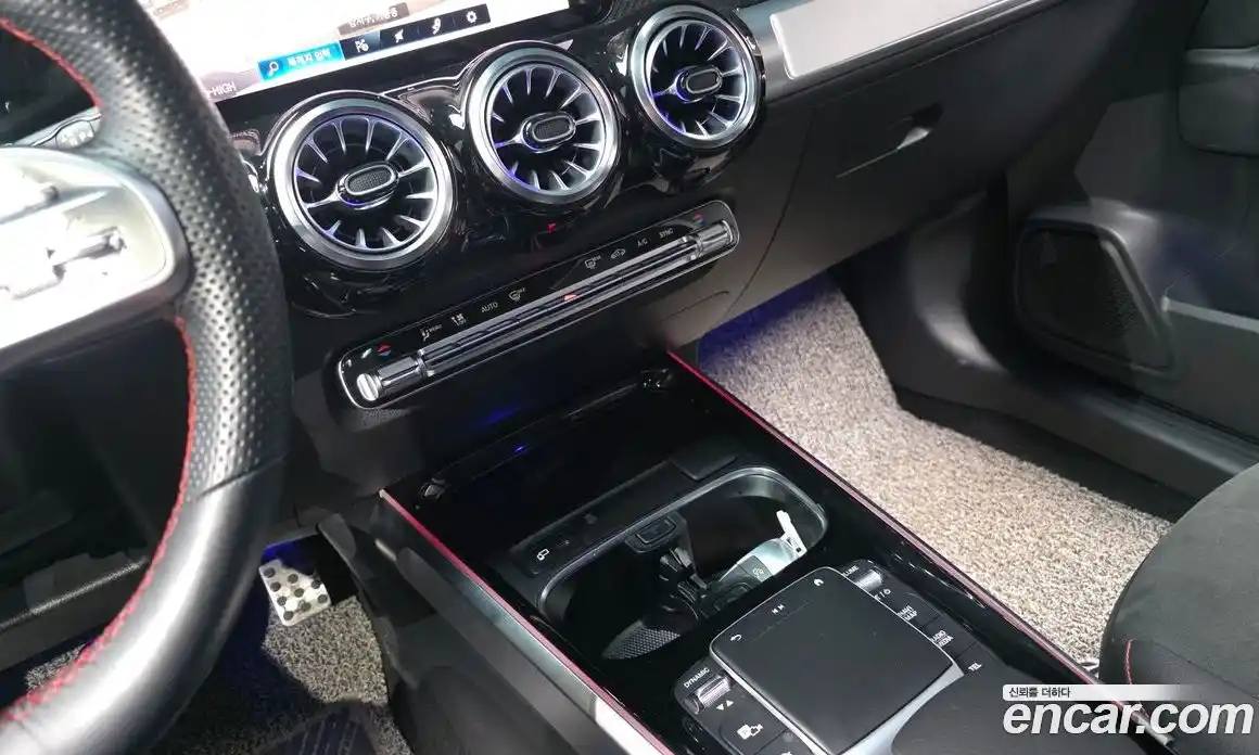 Mercedes-Benz GLB-Class 2022 2.0 Автомат в Москве № 160302, фото 14