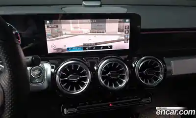 Mercedes-Benz GLB-Class 2022 2.0 Автомат в Москве № 160302, миниатюра 2