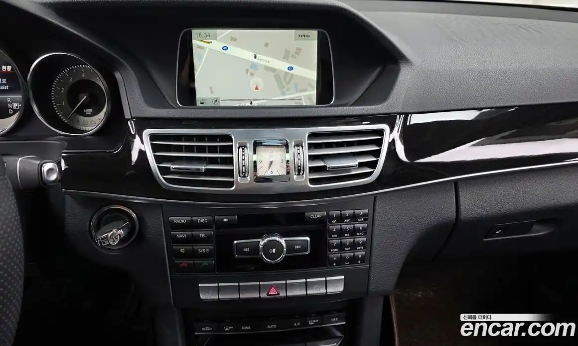 Mercedes-Benz E-Class 2014 3.5 Автомат в Москве № 160468, фото 1