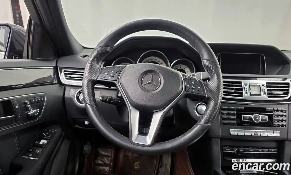 Mercedes-Benz E-Class 2014 3.5 Автомат в Москве № 160468, фото 12