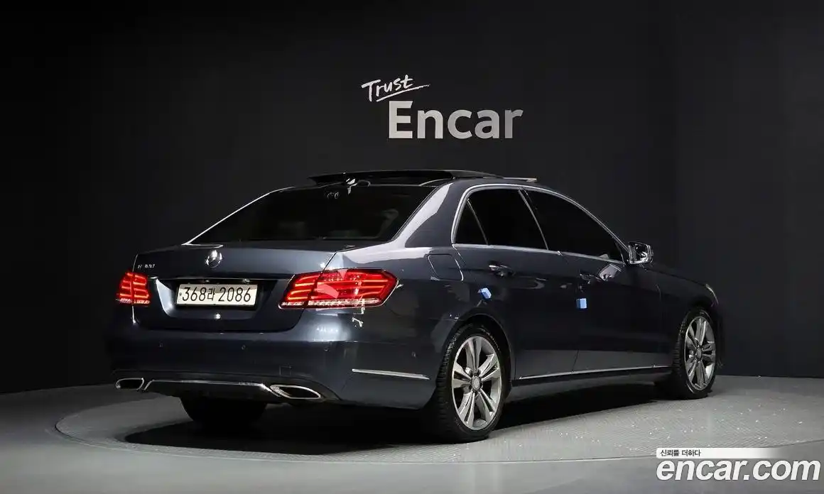 Mercedes-Benz E-Class 2014 3.5 Автомат в Москве № 160468, фото 19