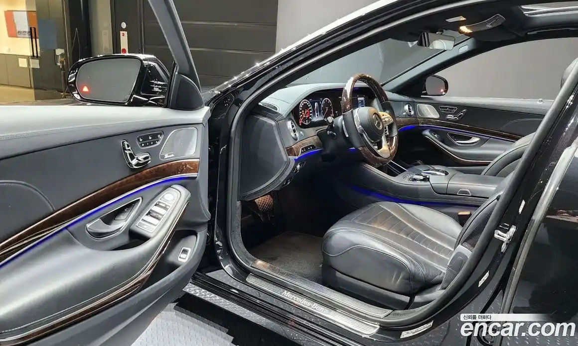 Mercedes-Benz S-Class 2019 4.0 Автомат в Москве № 161829, фото 6
